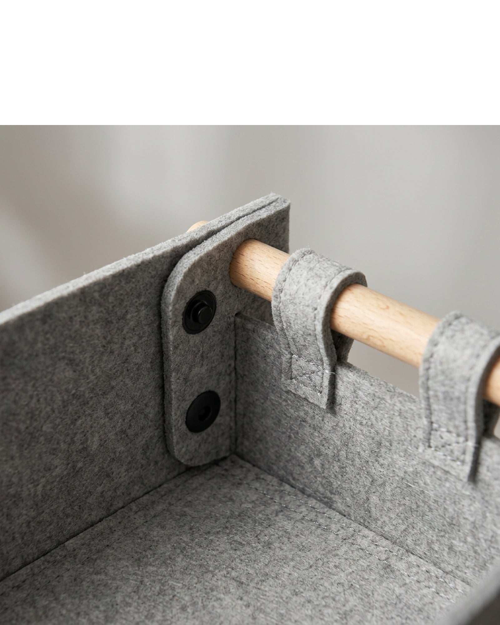 Spvxg Hexagonal Felt Snap Basket with Wood Dowel Handles Sand Gray - Detail view